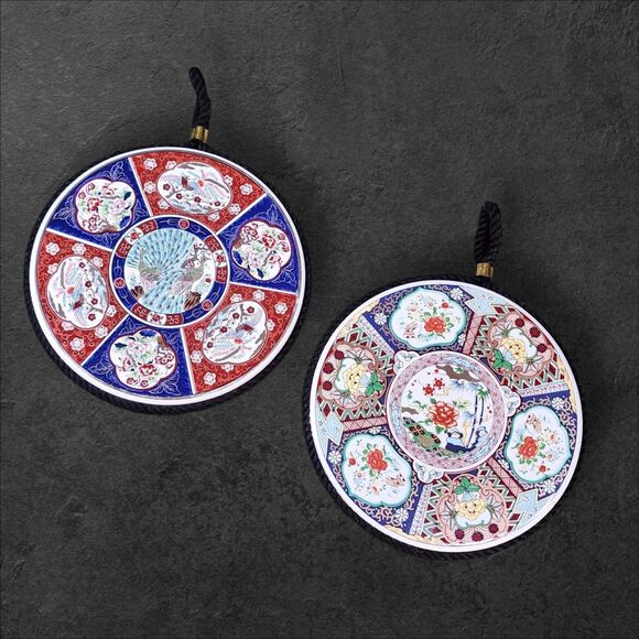 Vintage Japanese Imari Ceramic Trivet Pair Peacocks Floral Wall Hangings Cork - Picture 2 of 8